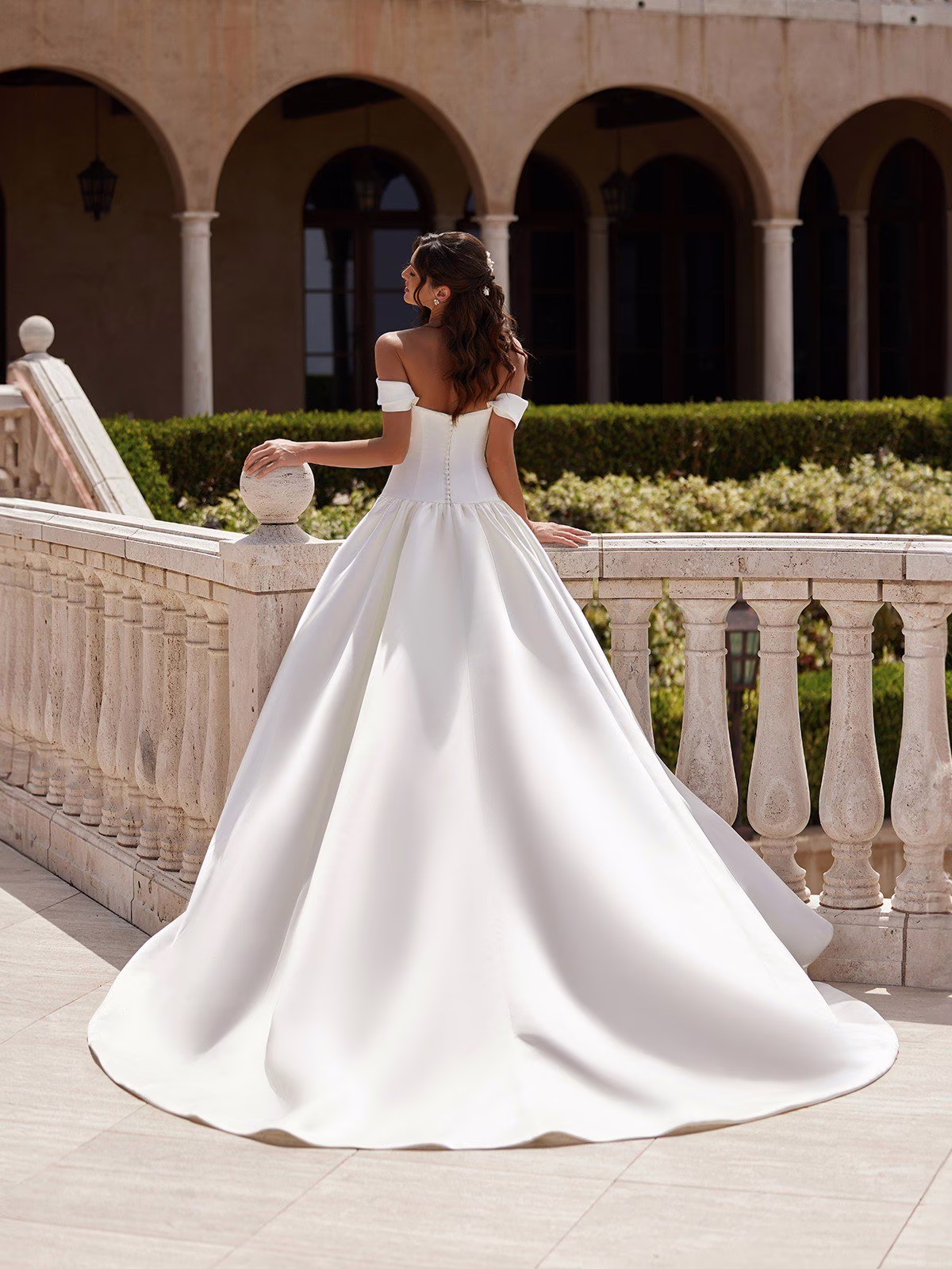 Style J6956 Alternative view