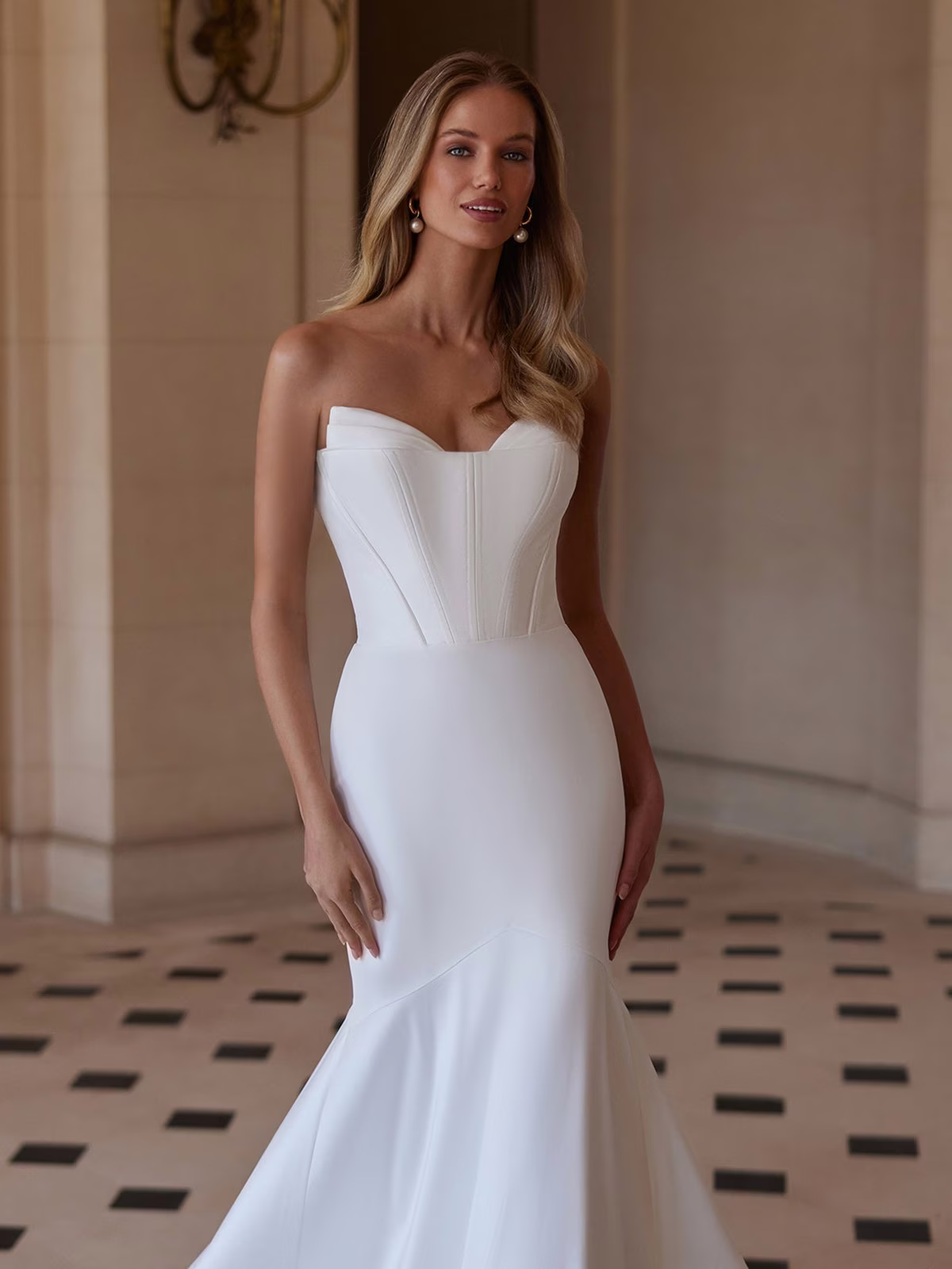 Style J6957 Alternative view