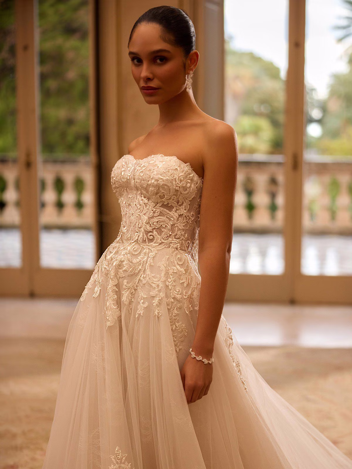 Style J6972 Alternative view